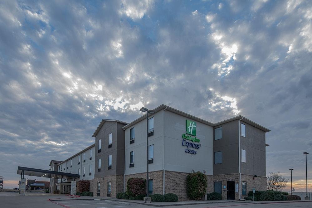 Holiday Inn Express & Suites N Waco Area - West By Ihg Zewnętrze zdjęcie