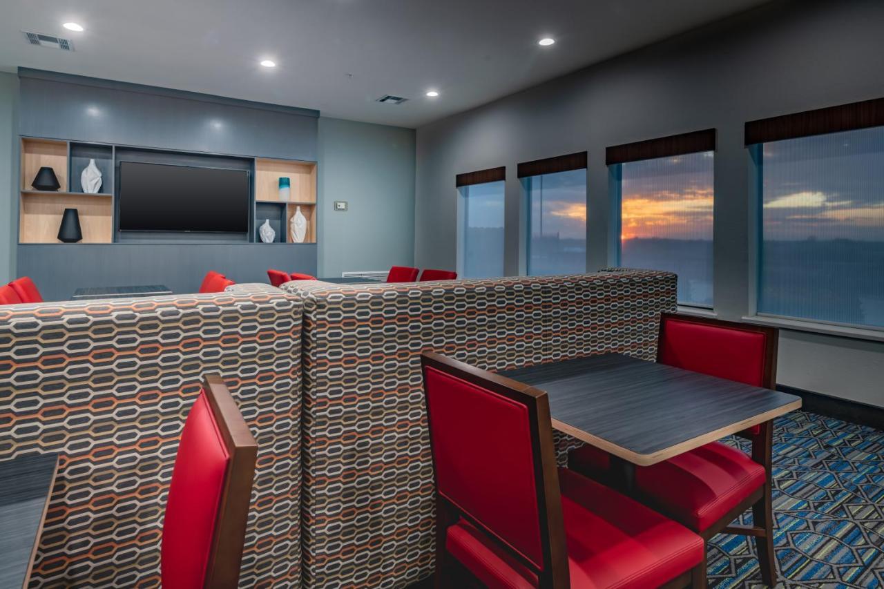 Holiday Inn Express & Suites N Waco Area - West By Ihg Zewnętrze zdjęcie