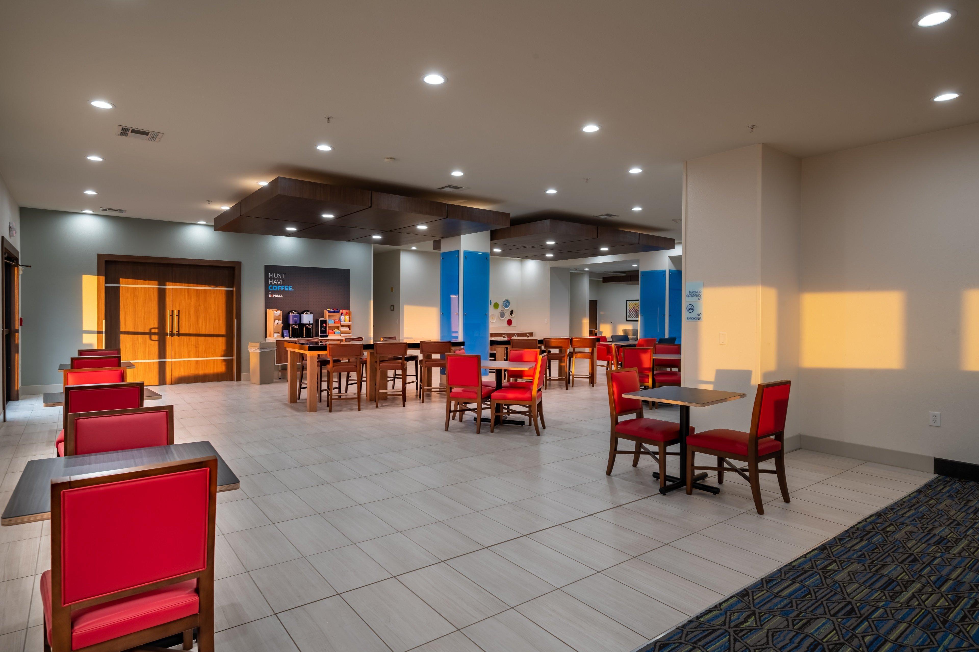 Holiday Inn Express & Suites N Waco Area - West By Ihg Zewnętrze zdjęcie