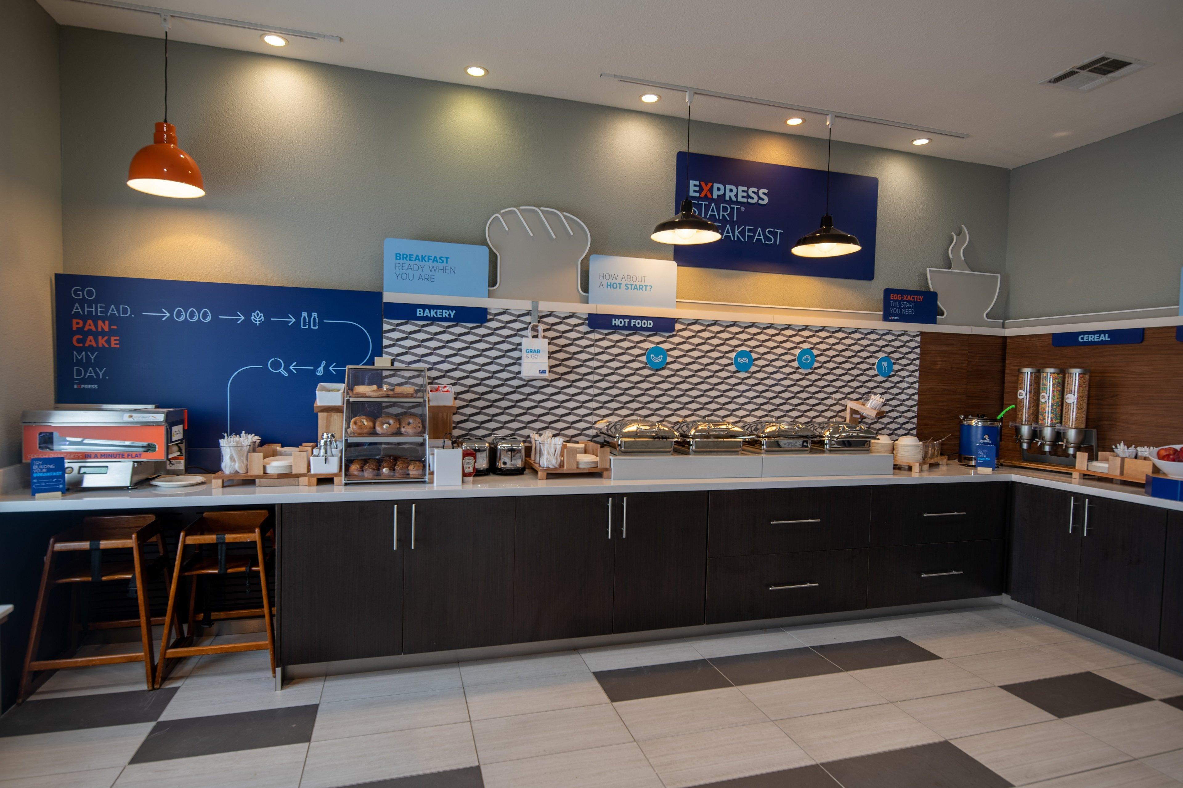 Holiday Inn Express & Suites N Waco Area - West By Ihg Zewnętrze zdjęcie