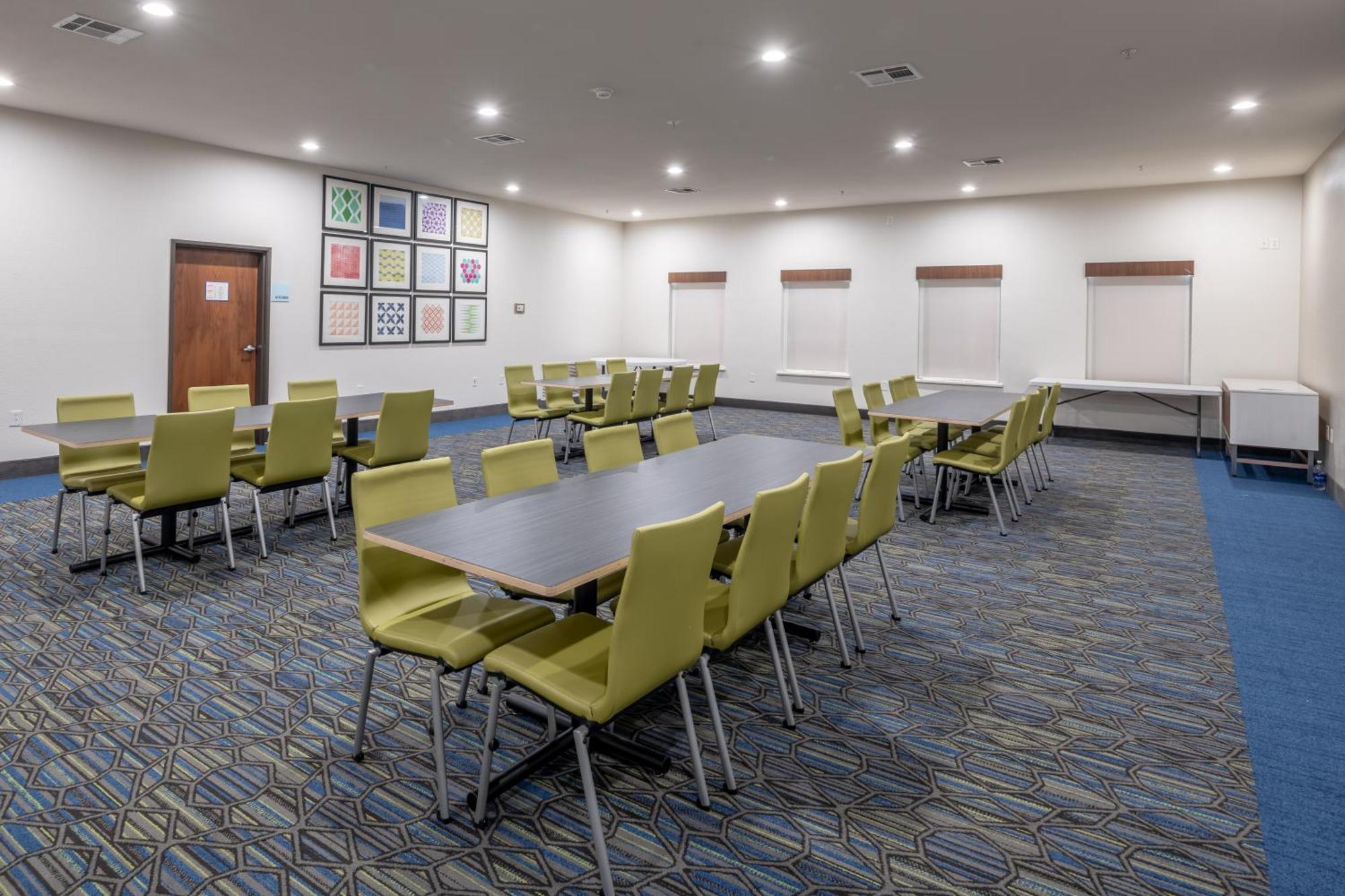 Holiday Inn Express & Suites N Waco Area - West By Ihg Zewnętrze zdjęcie