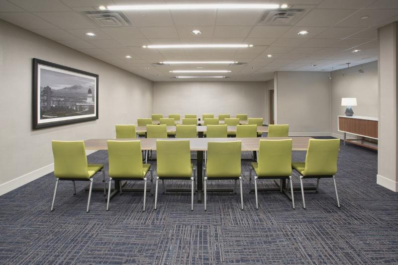 Holiday Inn Express & Suites N Waco Area - West By Ihg Zewnętrze zdjęcie